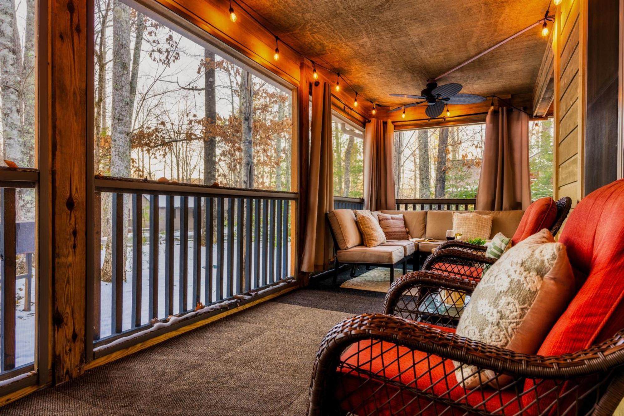 The Moondance Cabin By Lightfoot Stays Vacation Rentals เซอเวียร์วีล ภายนอก รูปภาพ